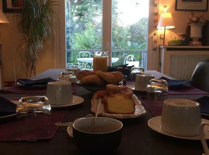 Guest house Les De Marie 3*